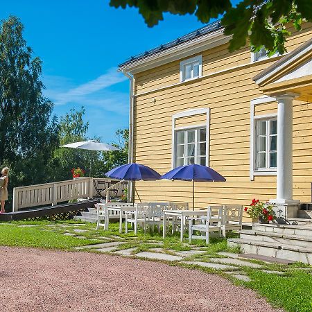 Bed and Breakfast Koivulan Kartano Lohja Esterno foto
